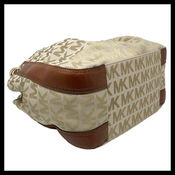 MICHAEL KORS Ludlow Shoulder Bag Signature Jacquard and Leather - Picture 10 of 16